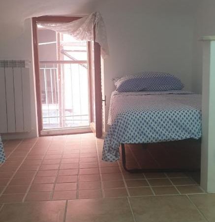 Apartamento La Casa Nel Borgo Gaeta Exterior foto